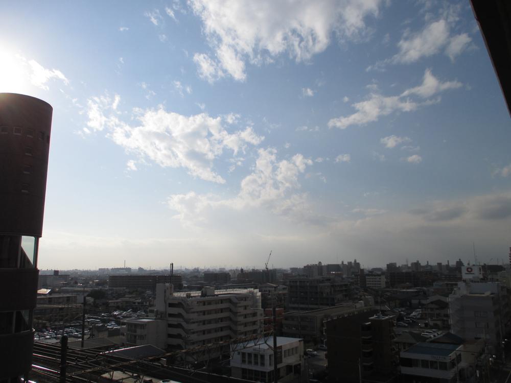 View photos from the dwelling unit. View from the balcony (2013 November shooting)