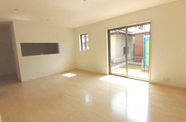 Same specifications photos (living). Rectangular LDK with 15 pledge is an easy-to-use not embarrass the placement of furniture ~ Example of construction ~