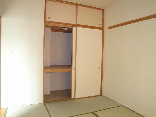 Other room space. It is housed in the Japanese-style room part.