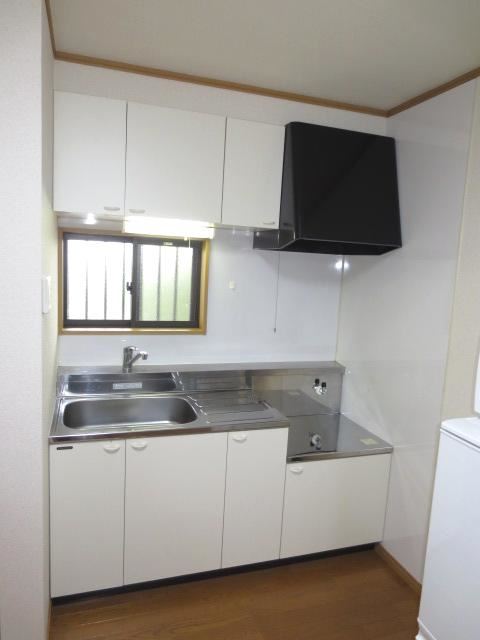 Kitchen. Two-burner stove is installed Allowed