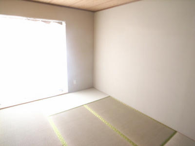 Living and room. It will calm mind I Japanese-style room