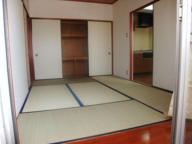 Living and room. I Japanese-style room is restless heart