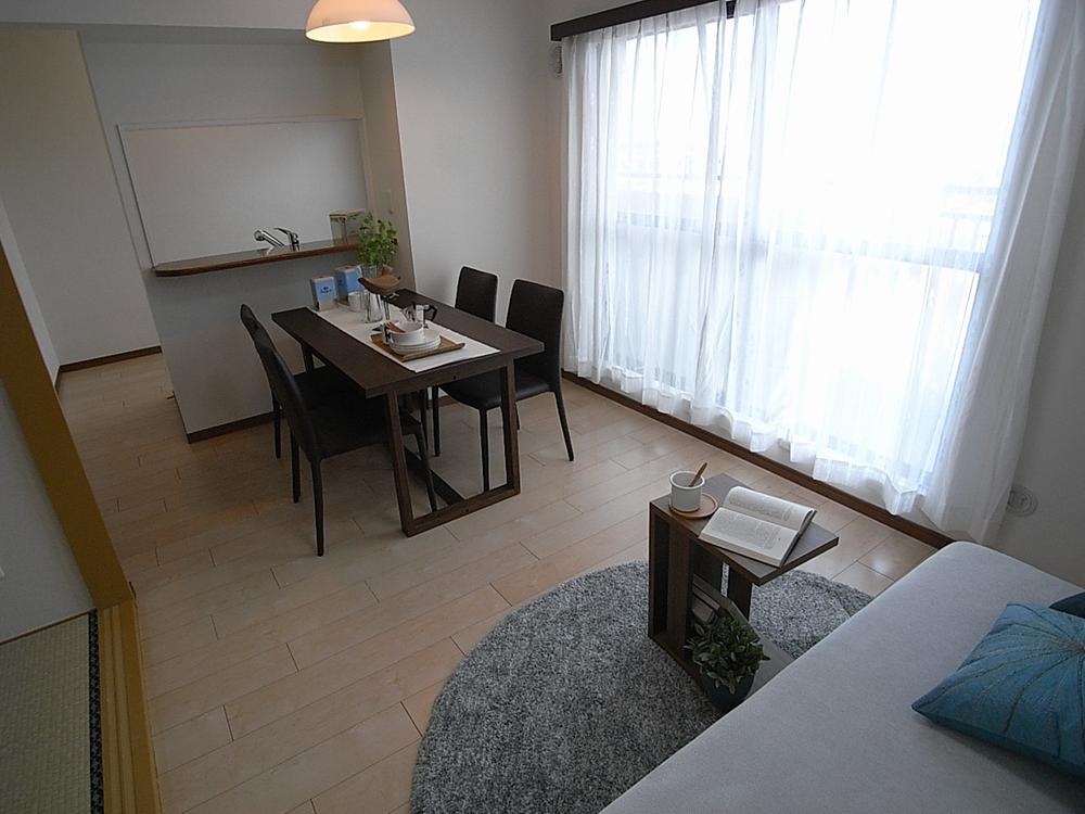 Living. Indoor (07 May 2013) Shooting