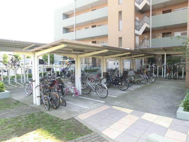 Other Equipment. Bicycle parking is 1 dwelling unit two free