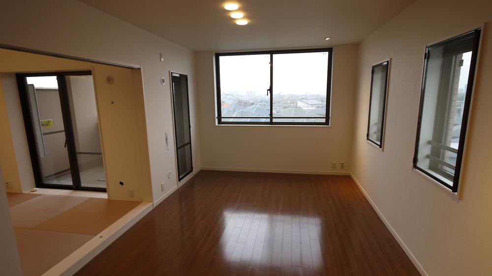 Living. Indoor (11 May 2013) Shooting