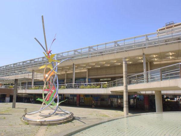 station. AzumaYo 1200m up to high-speed rail, "Yachiyo Midorigaoka" station