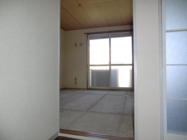 Other room space. Japanese-style room is calm