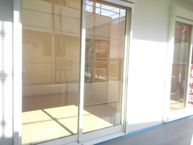 Local appearance photo. Local (10 May 2013) Shooting