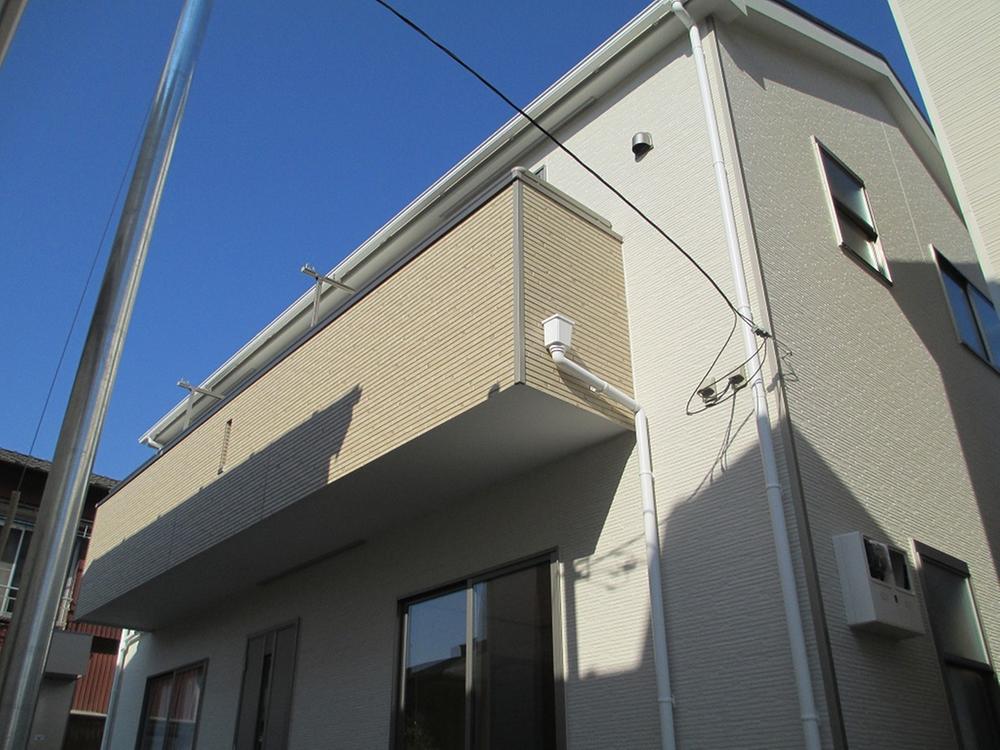 Local appearance photo