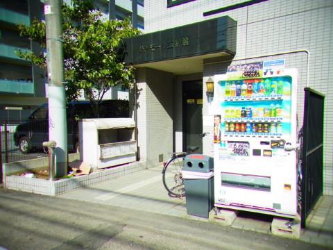 Other common areas. On-site waste storage