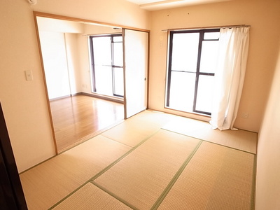 Living and room. It is a space tatami room of relaxation ~  ☆