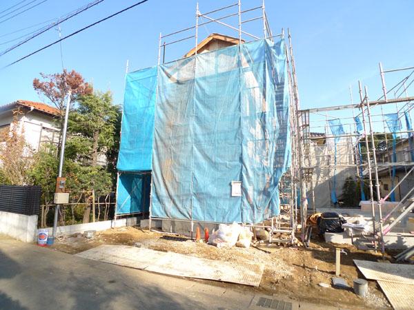 Local appearance photo. 1 Building