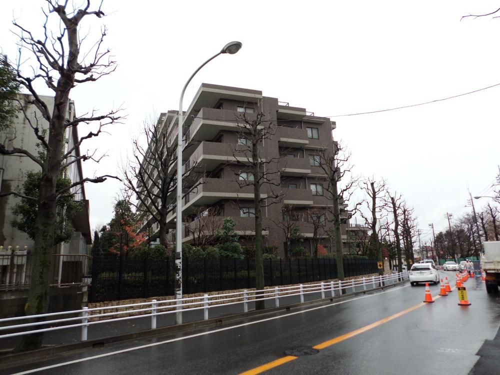 Local appearance photo. Local (12 May 2013) Shooting Total units 100 units of the Big Community -