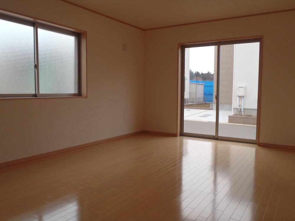 Same specifications photos (Other introspection)