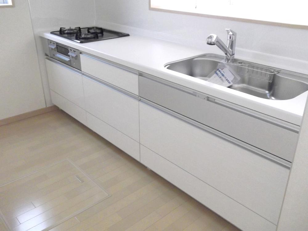 Same specifications photo (kitchen)