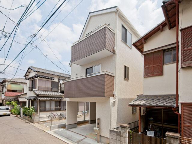 Local appearance photo