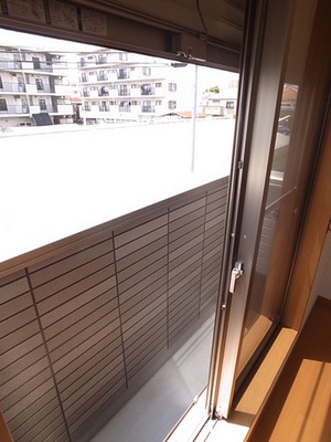 Balcony. It is safe with security shutters to 2F!