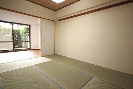 Non-living room. Japanese-style room 6 quires