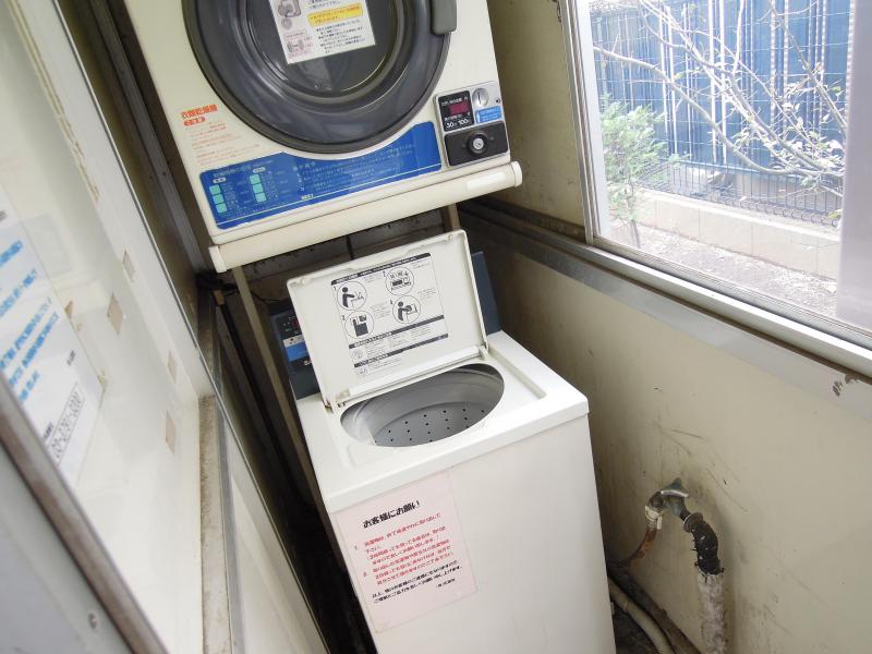 Other Equipment. Share of the laundry yard ・ There is also a dryer