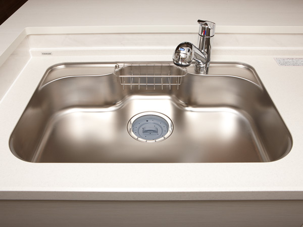 Kitchen.  [Quiet wide sink] As much as possible reduce the I sound of the water to be worried about, Adopt a sink of quiet specification. It is a convenient wide size even when you wash a big pot. (Same specifications)