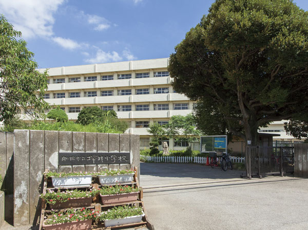 Other. Tsuboi elementary school (about 630m / An 8-minute walk)