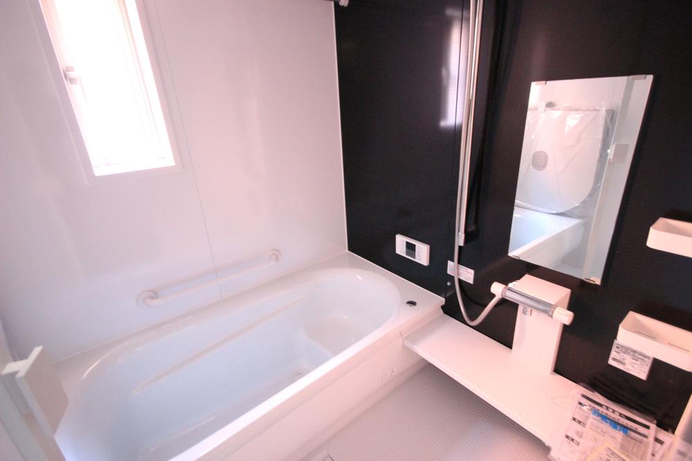 Bathroom. 1 tsubo unit bus