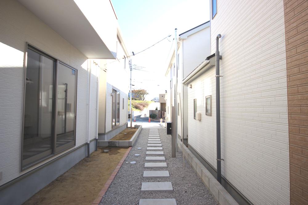 Other local. Taken from the approach to the road direction