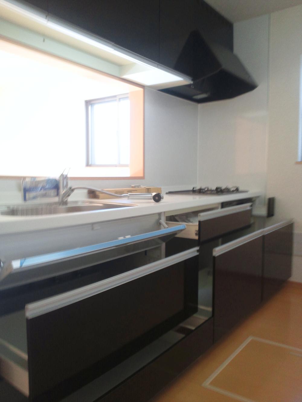 Same specifications photo (kitchen). Same specifications