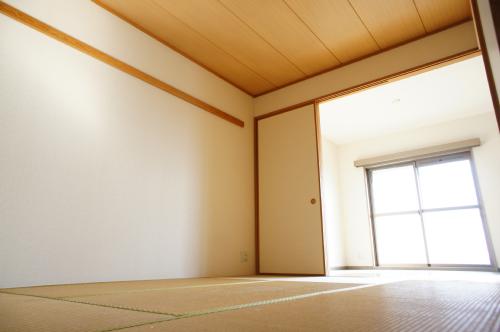 Living and room. Space of relaxation is Japanese-style room ・  ・  ・