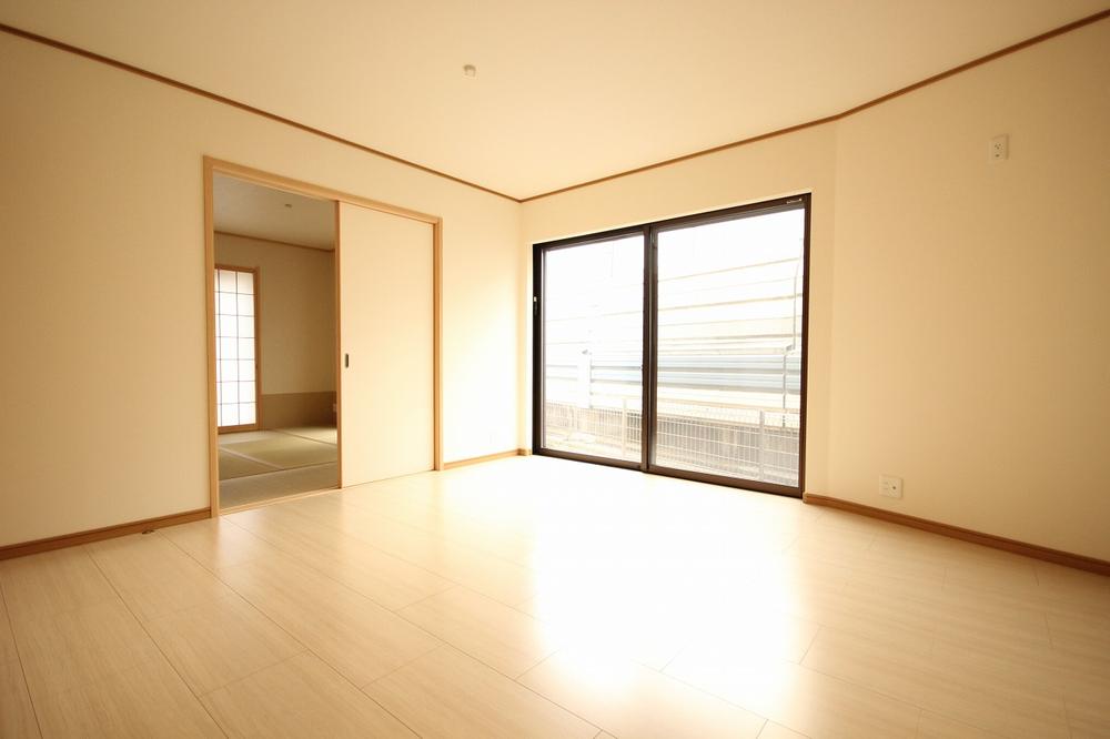 Living. Building the completed