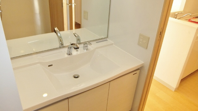 Other room space. It is a nice wash basin ☆