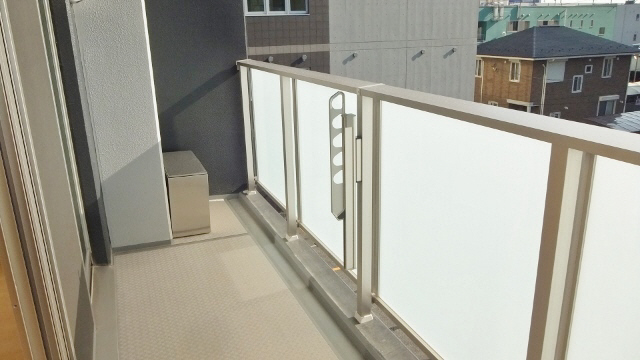 Balcony. Spacious balcony