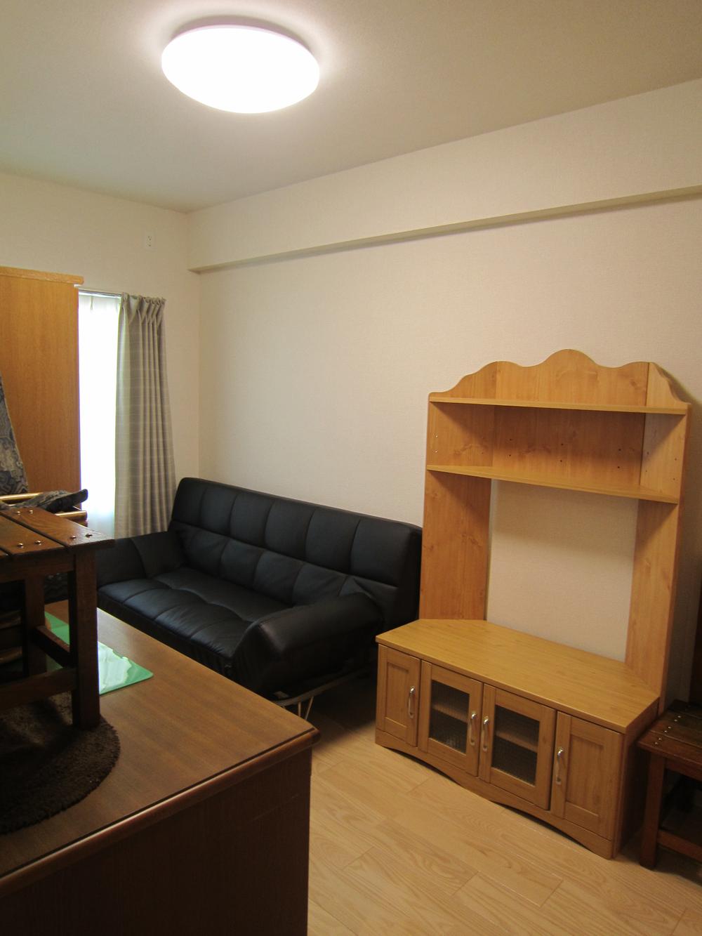 Non-living room. Indoor (11 May 2013) Shooting