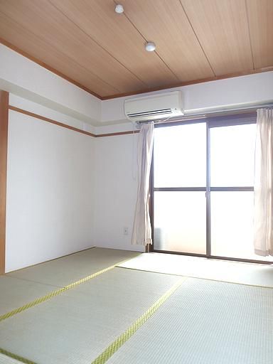 Living and room. Is a Japanese-style room