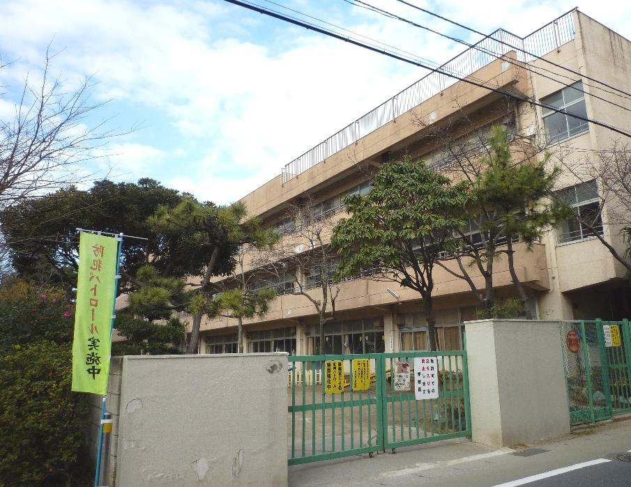 Primary school. Funabashi Municipal Minamihon cho, 200m up to elementary school