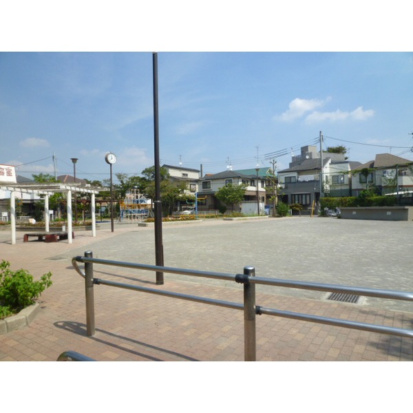 park. 2115m until Nishifuna neighborhood park (Park)