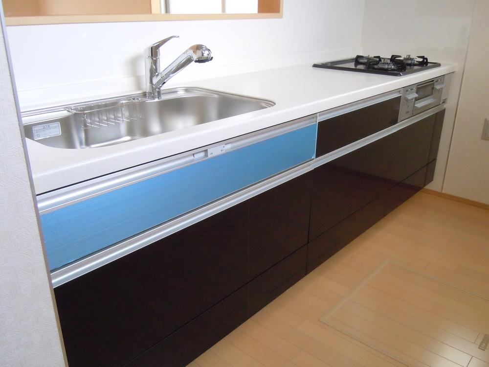 Same specifications photo (kitchen)