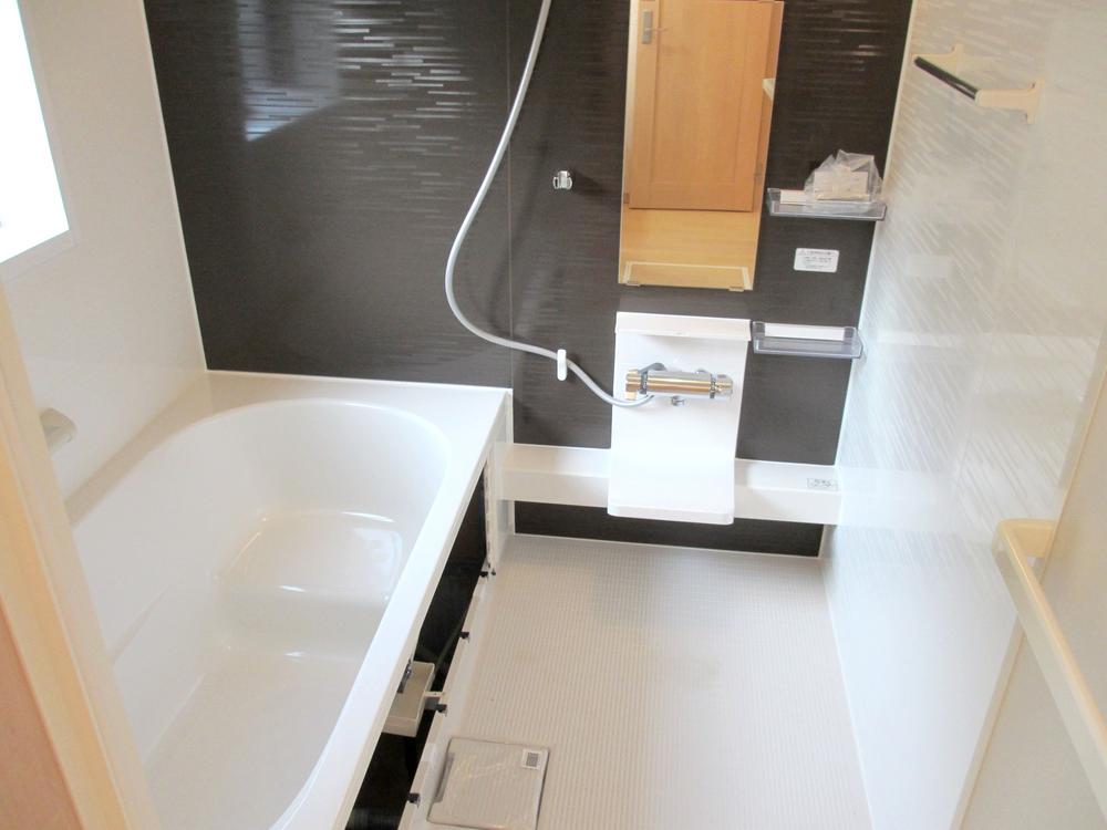 Same specifications photo (bathroom). ( Building) same specification