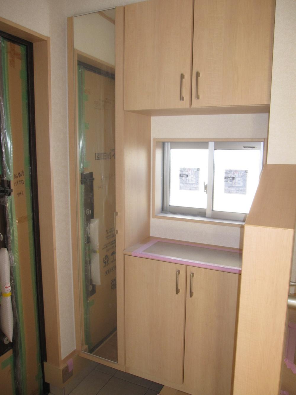 Entrance. Local (12 May 2013) Shooting