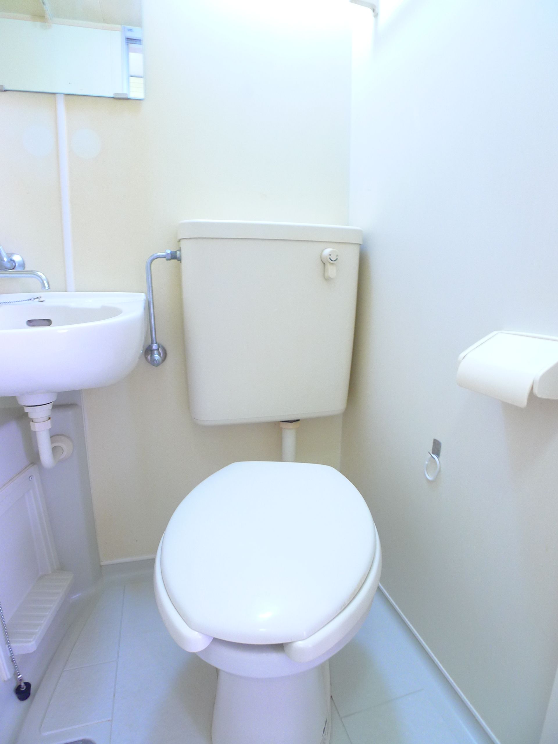 Toilet.  ☆ Able If brokerage commissions 0.525-month ☆