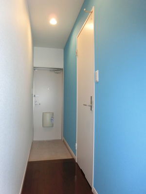 Entrance. Corridor is followed from the entrance