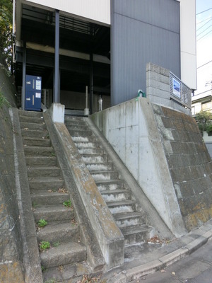 Entrance. Site in the inlet