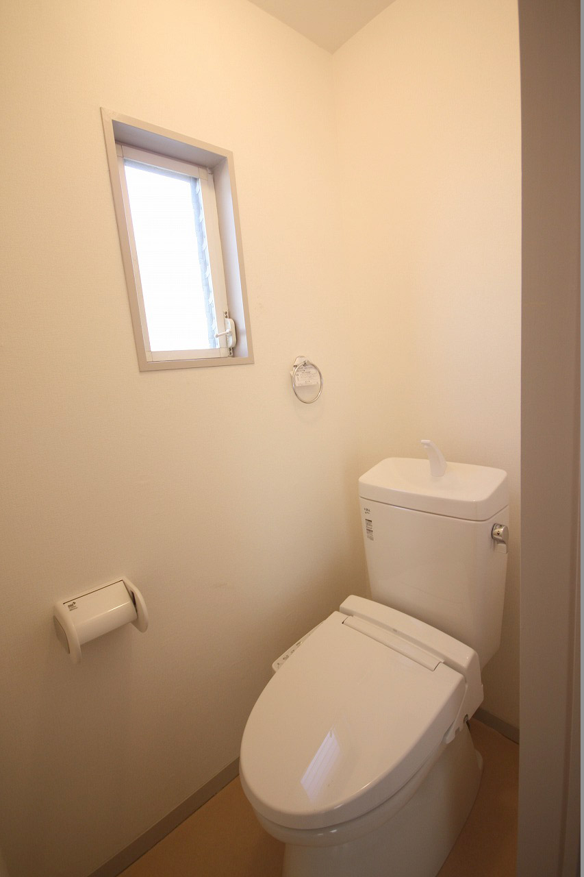 Toilet. Replaced with a new one! With Washlet! I am happy also ventilation window