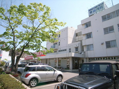 Hospital. Aoyama 1300m to the hospital (hospital)