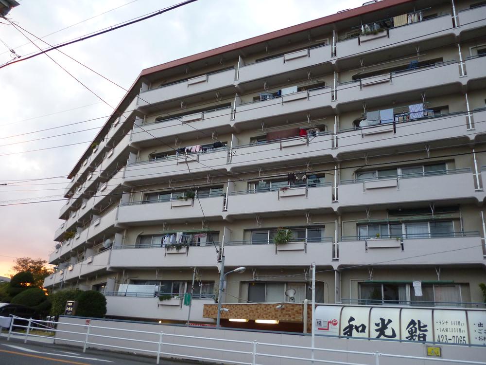 Local appearance photo