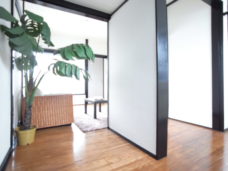 Living and room. Fashionable renovation properties of Japanese taste!