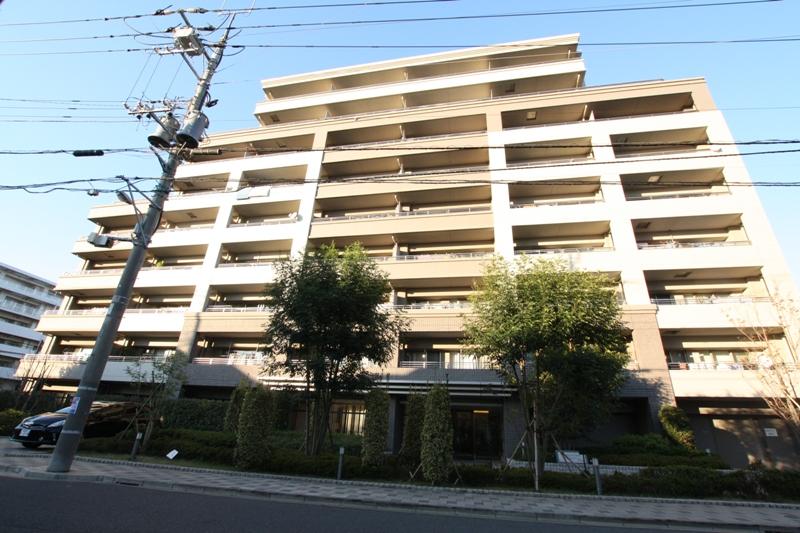 Local appearance photo. 2008 Built in Built shallow apartment.