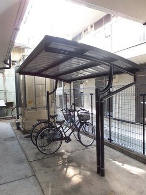 Other common areas. Place for storing bicycles