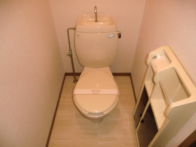 Toilet. Contact us so you can immediately move is ahead of us