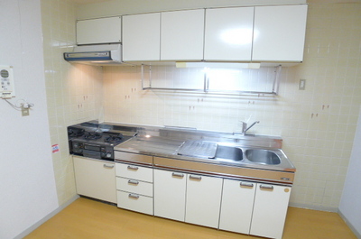 Kitchen. Kitchen (gas 2 burners)